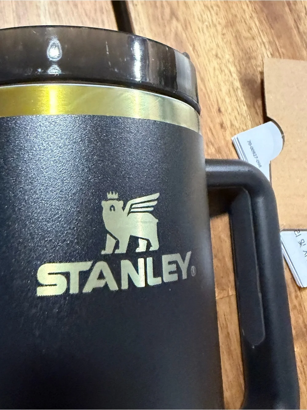 NIWT STANLEY Black Quencher H2O Tumbler with Rainbow 🌈 Colors Size 40 oz